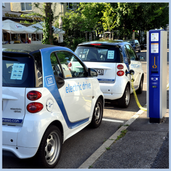 Car2Go an Ladestation